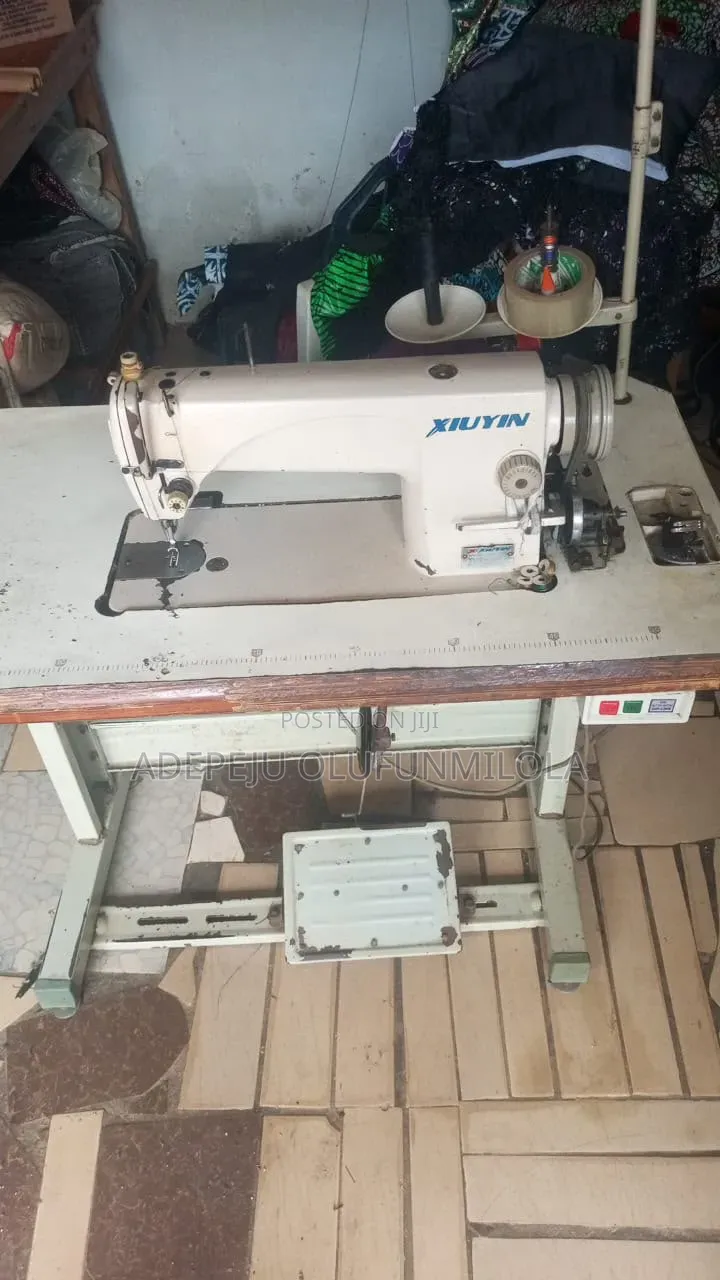Industrial Sewing Machine