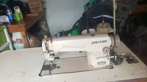 Industrial Sewing Machine