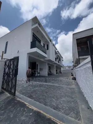 4bdrm Duplex in Ikota for rent