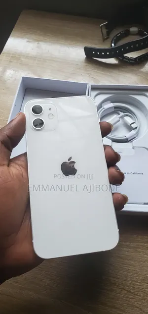 New Apple iPhone 12 128 GB White