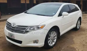 Toyota Venza 2010 White