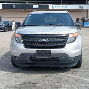 Ford Explorer Sport 4dr 4x4 (3.5L 6cyl 6A) 2013 Silver