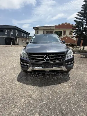 Mercedes-Benz M Class ML350 4dr SUV (3.5L 6cyl 7A) 2015 Gray