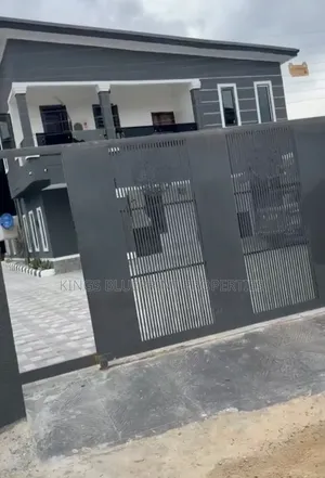 4bdrm Duplex in Osubi, Warri for sale