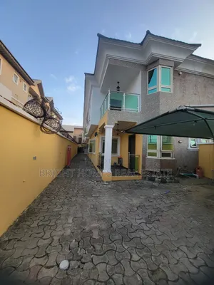 1bdrm Shared Apartment in Obamusa Estate, Lekki for rent