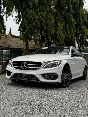 Mercedes-Benz C300 Sport 4Matic Sedan AWD (2.0L 4cyll 7A) 2016 White