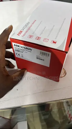 Hikvision Facial Recognition Access Control System (321)