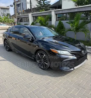 Toyota Camry XSE V6 FWD (3.5L 6cyl 8AM) 2018 Black