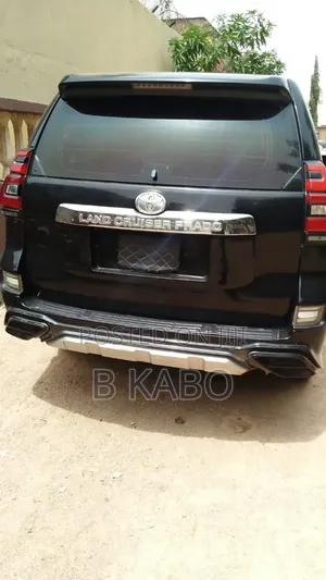 Toyota Land Cruiser Prado 2013 Black