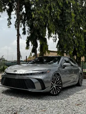 Toyota Camry XSE 2025 Gray
