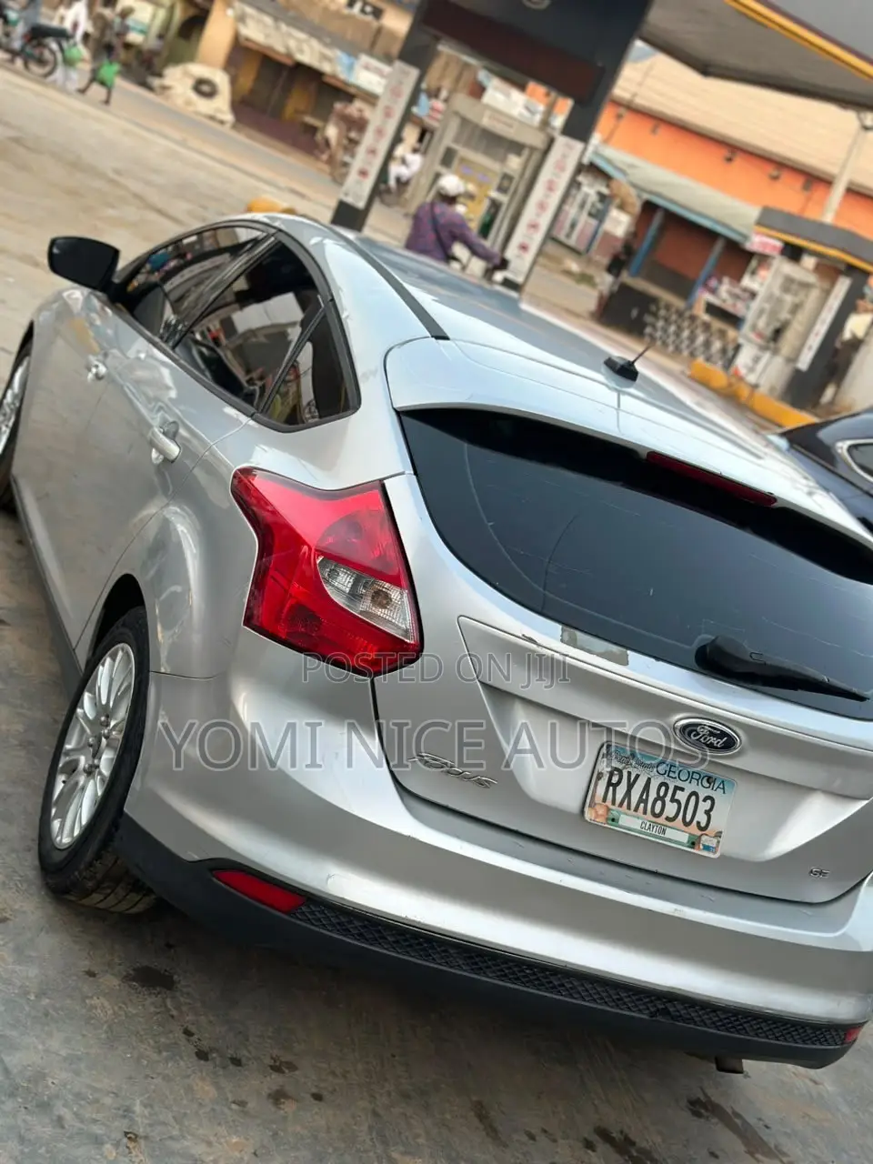 Ford Focus 2012 Silver