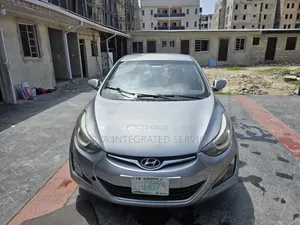 Hyundai Elantra Limited 4dr Sedan (1.8L 4cyl 6A) 2014 Silver
