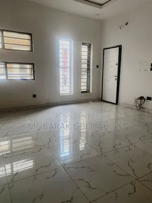 3bdrm Duplex in Lekki for rent