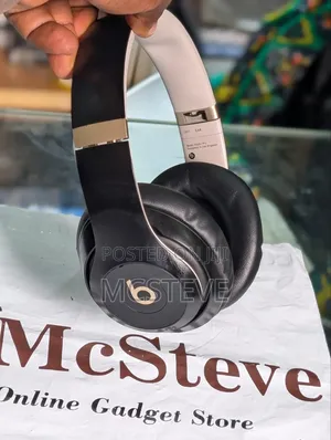 Beats Studio 3 Wireless Bluetooth Headphones 100% Original Quality