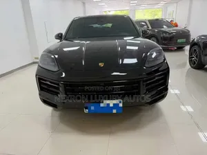 Porsche Cayenne S AWD 2025 Black