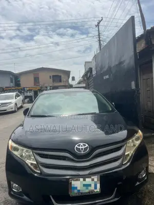 Toyota Venza XLE 2010 Black