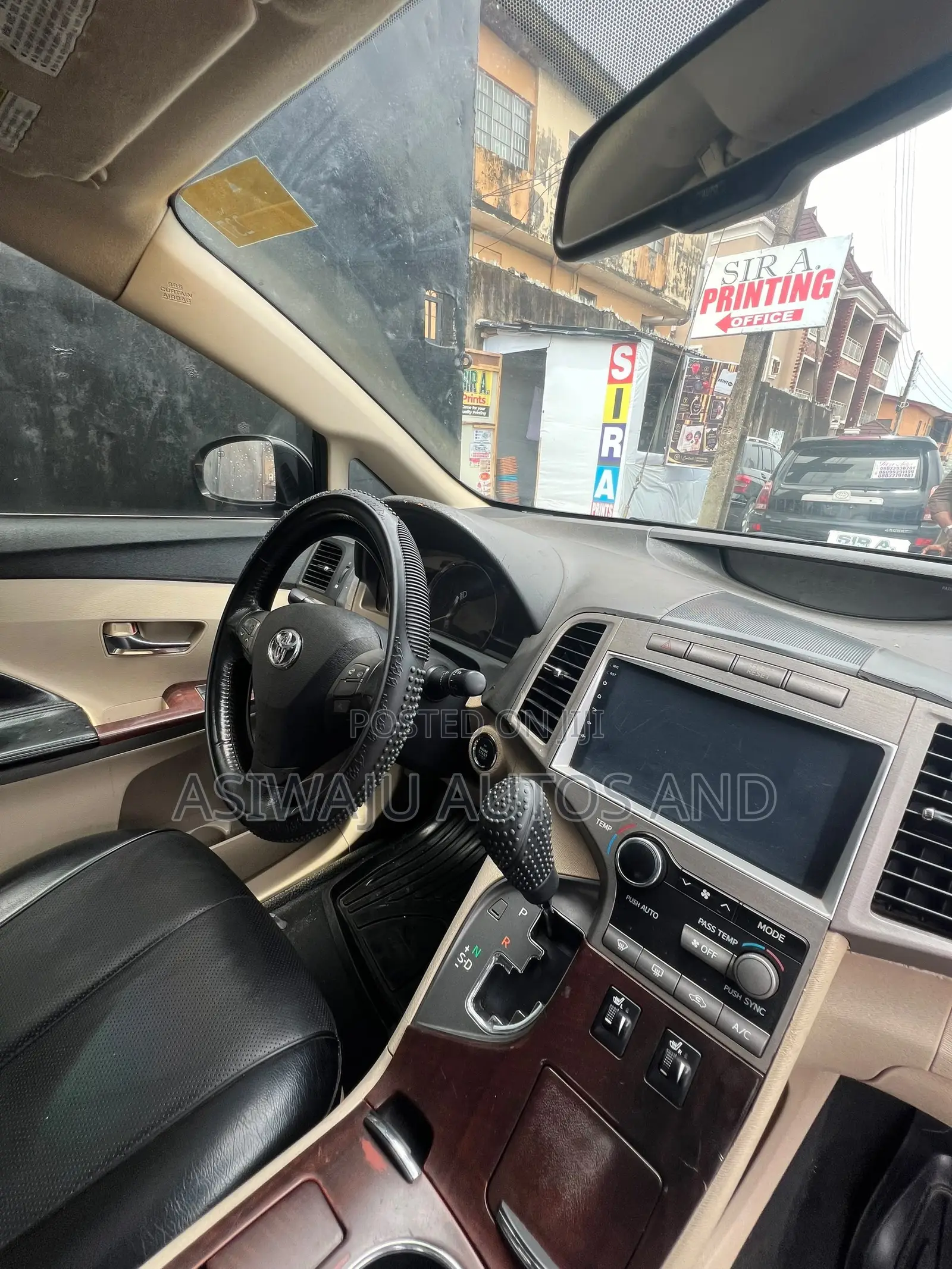 Toyota Venza XLE 2010 Black