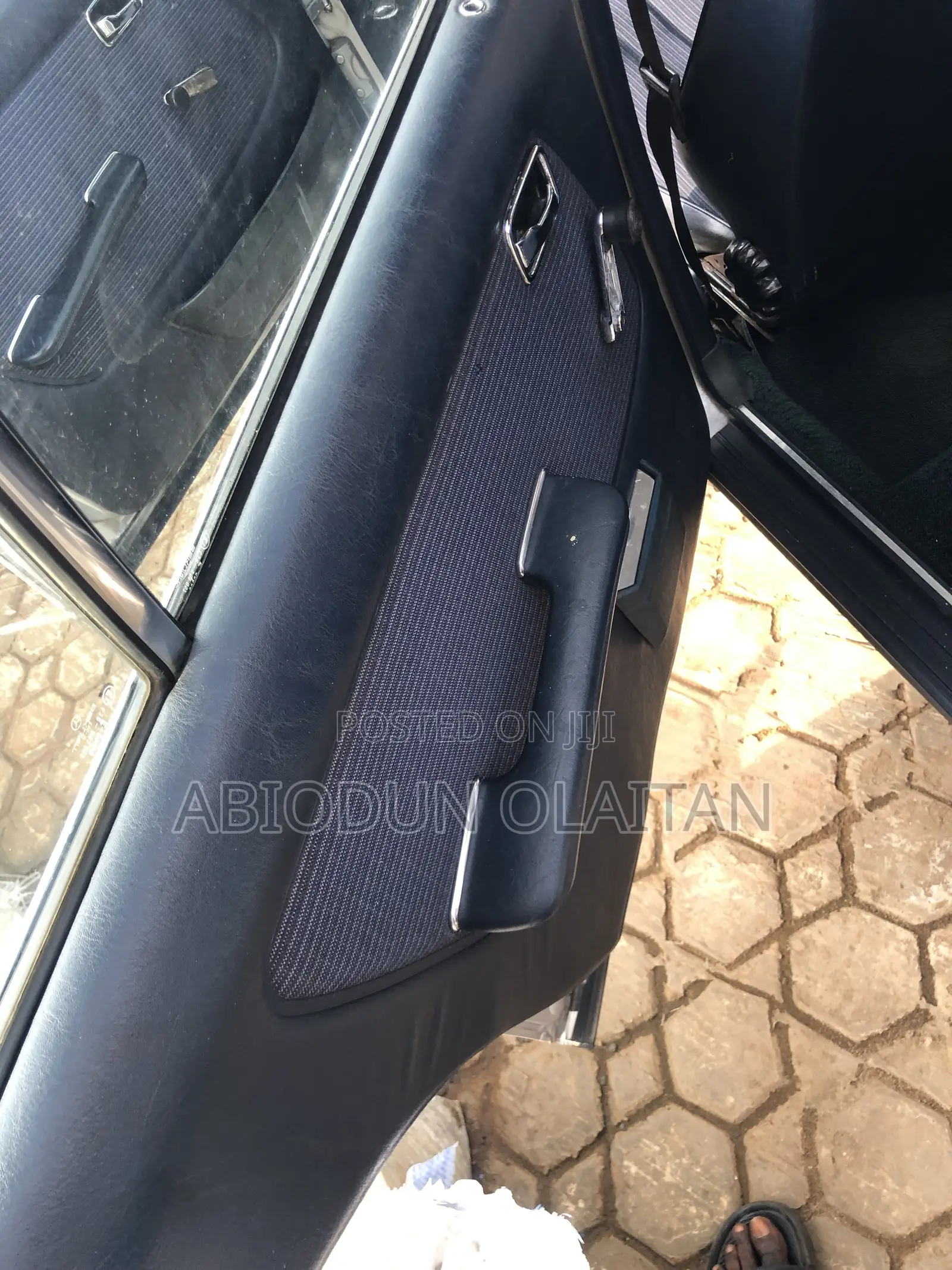 Mercedes-Benz 230E 1982 Gray