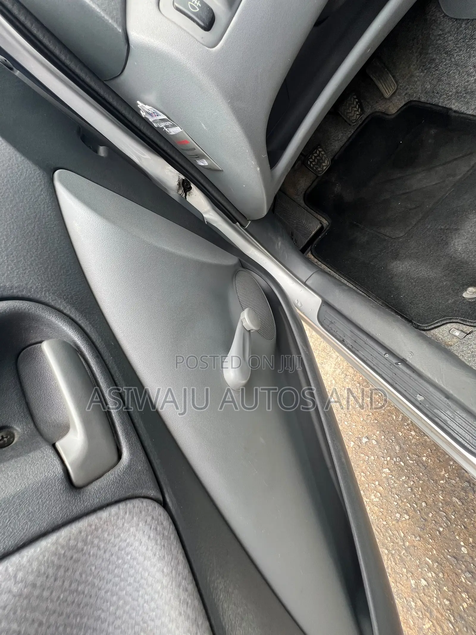 Toyota Yaris 1.3 2005 Silver