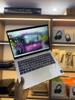 Laptop Dell Pro Plus 14 16GB Intel Core Ultra 5 SSD 512GB
