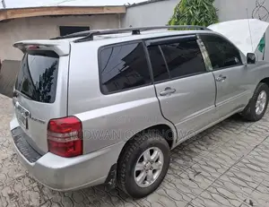 Toyota Highlander 4x4 2005 Silver