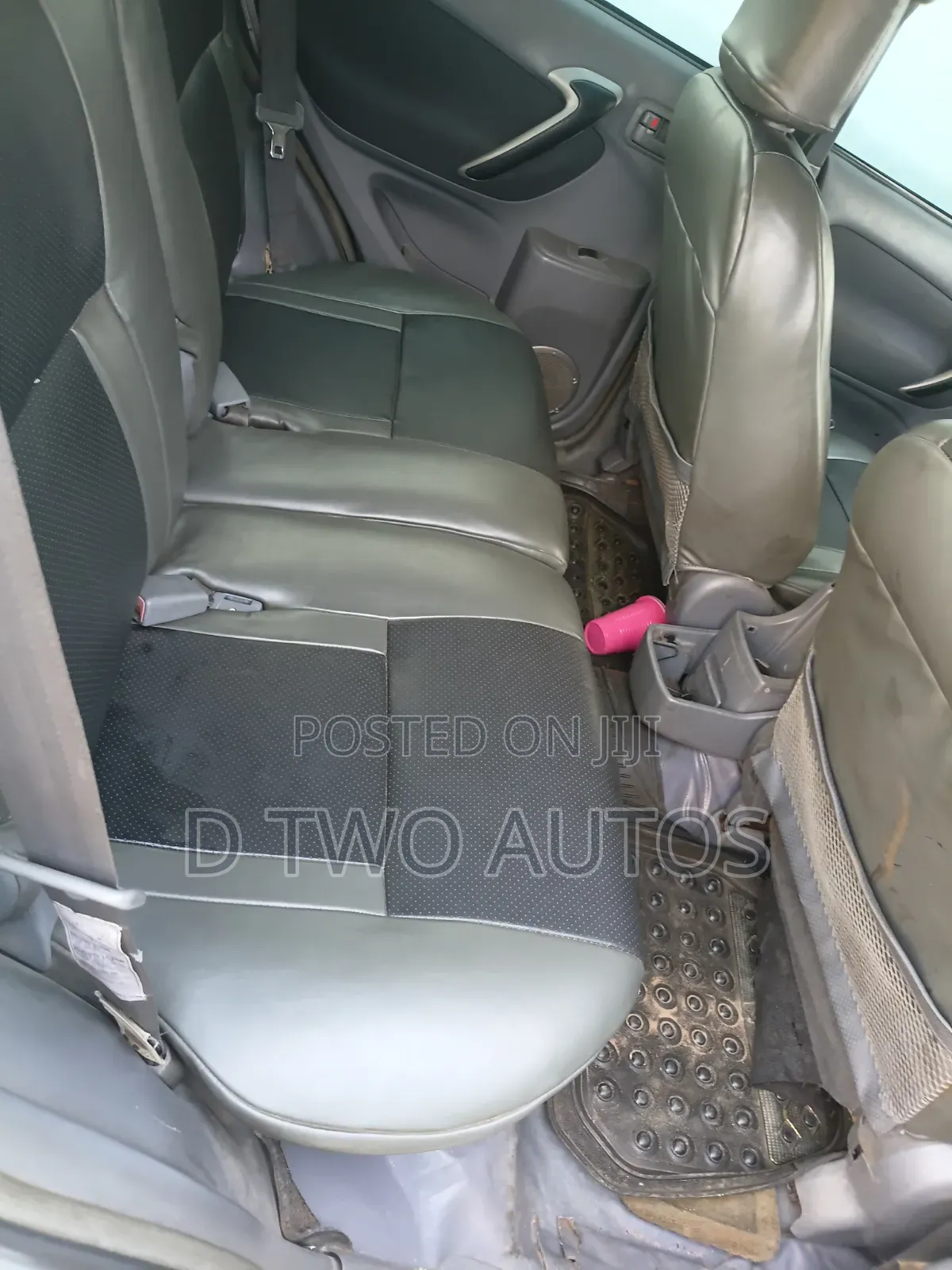 Toyota RAV4 Automatic 2004 Silver