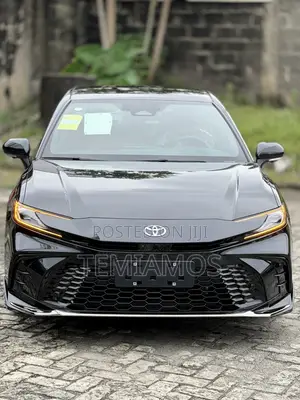 New Toyota Camry SE 2025 Black