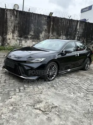New Toyota Camry SE 2025 Black