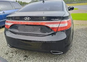 Hyundai Grandeur 2014 Black