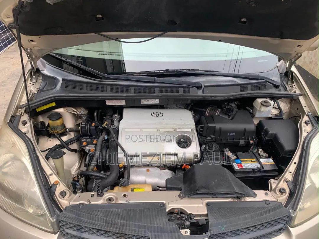 Toyota Sienna XLE Limited 2005 Silver