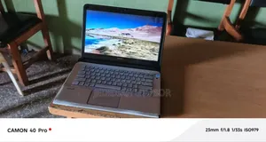 Laptop Sony VAIO SVE14A27CNH 4GB Intel Core i5 HDD 500GB