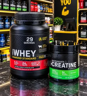 Whey Protein Powder and Creatine Monohydrate Powder