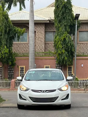 Hyundai Elantra 2014 White