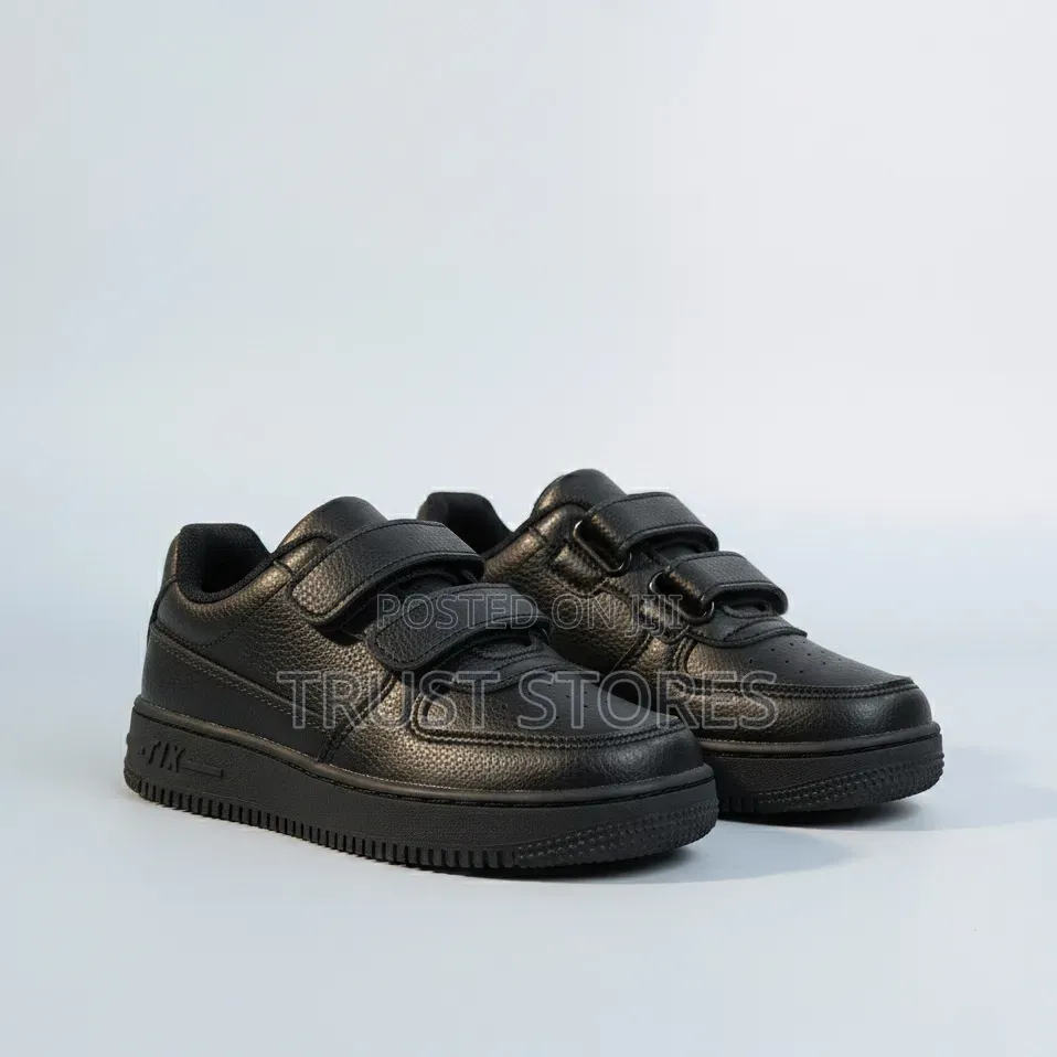 Kiddies Shoes , Size 30