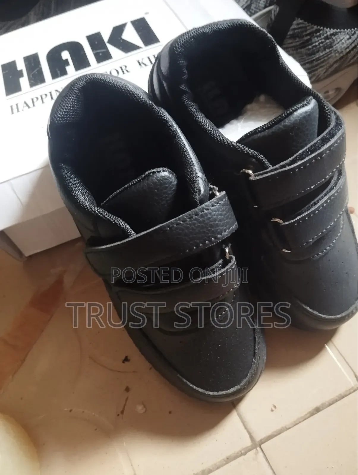 Kiddies Shoes , Size 30