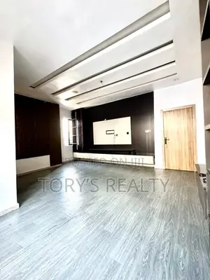 3bdrm Duplex in Lekki Phase 2 for rent