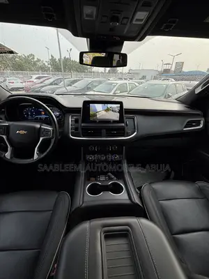 Chevrolet Suburban 2021 Black