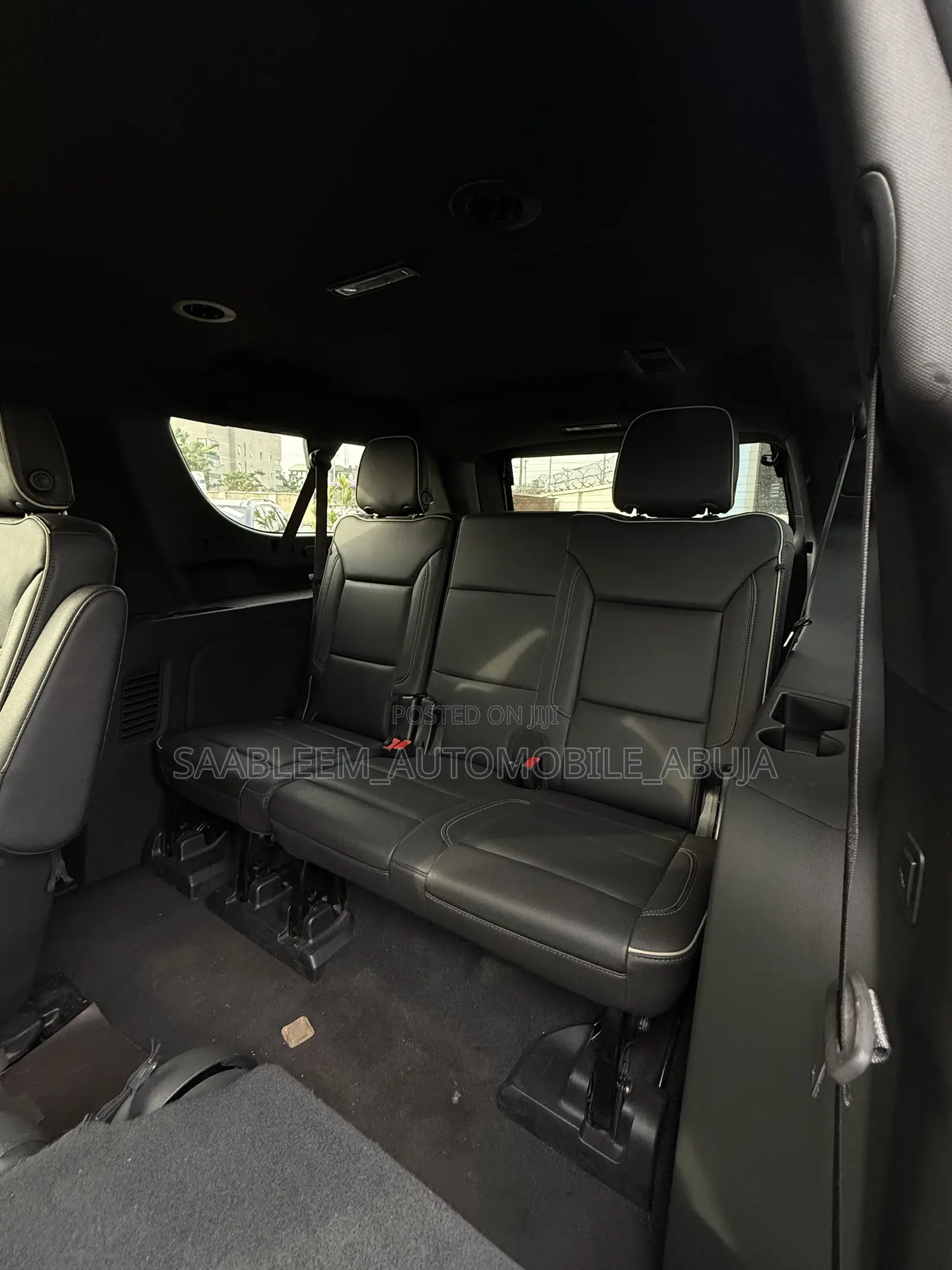 Chevrolet Suburban 2021 Black