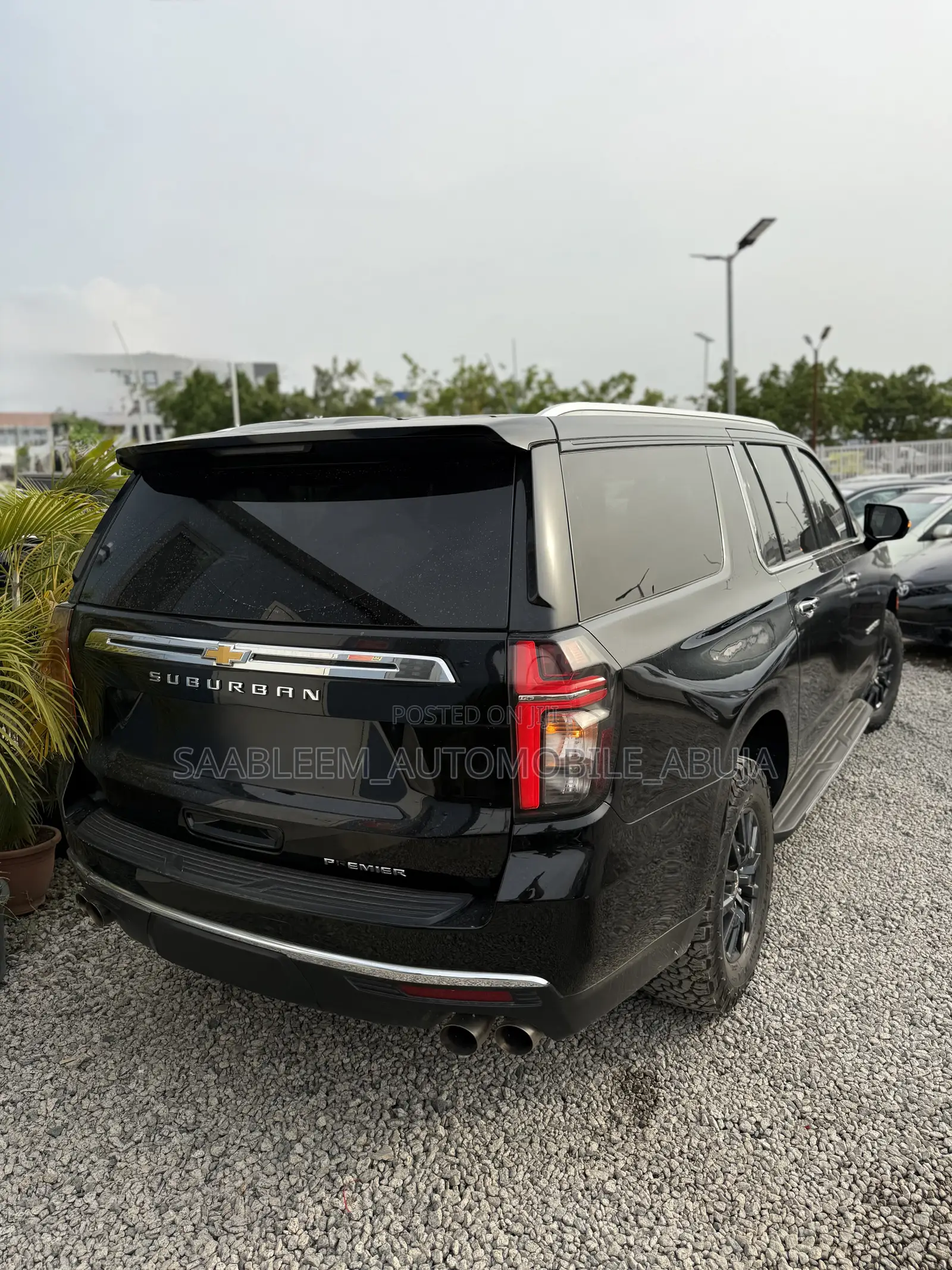 Chevrolet Suburban 2021 Black