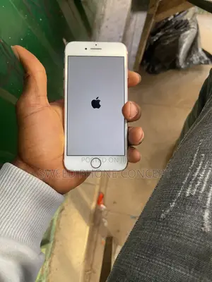 Apple iPhone 7 32 GB Gold