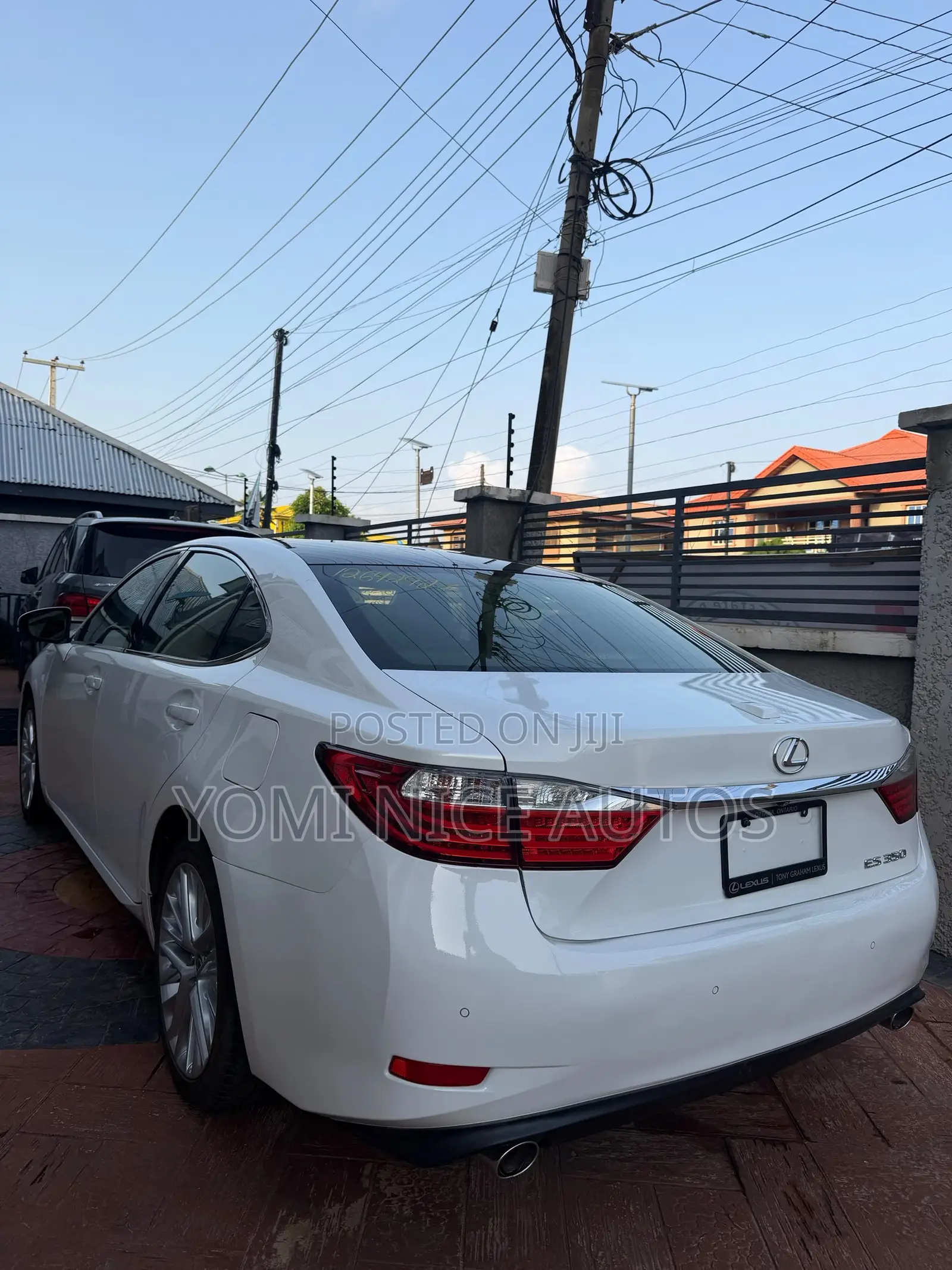 Lexus ES 2015 White