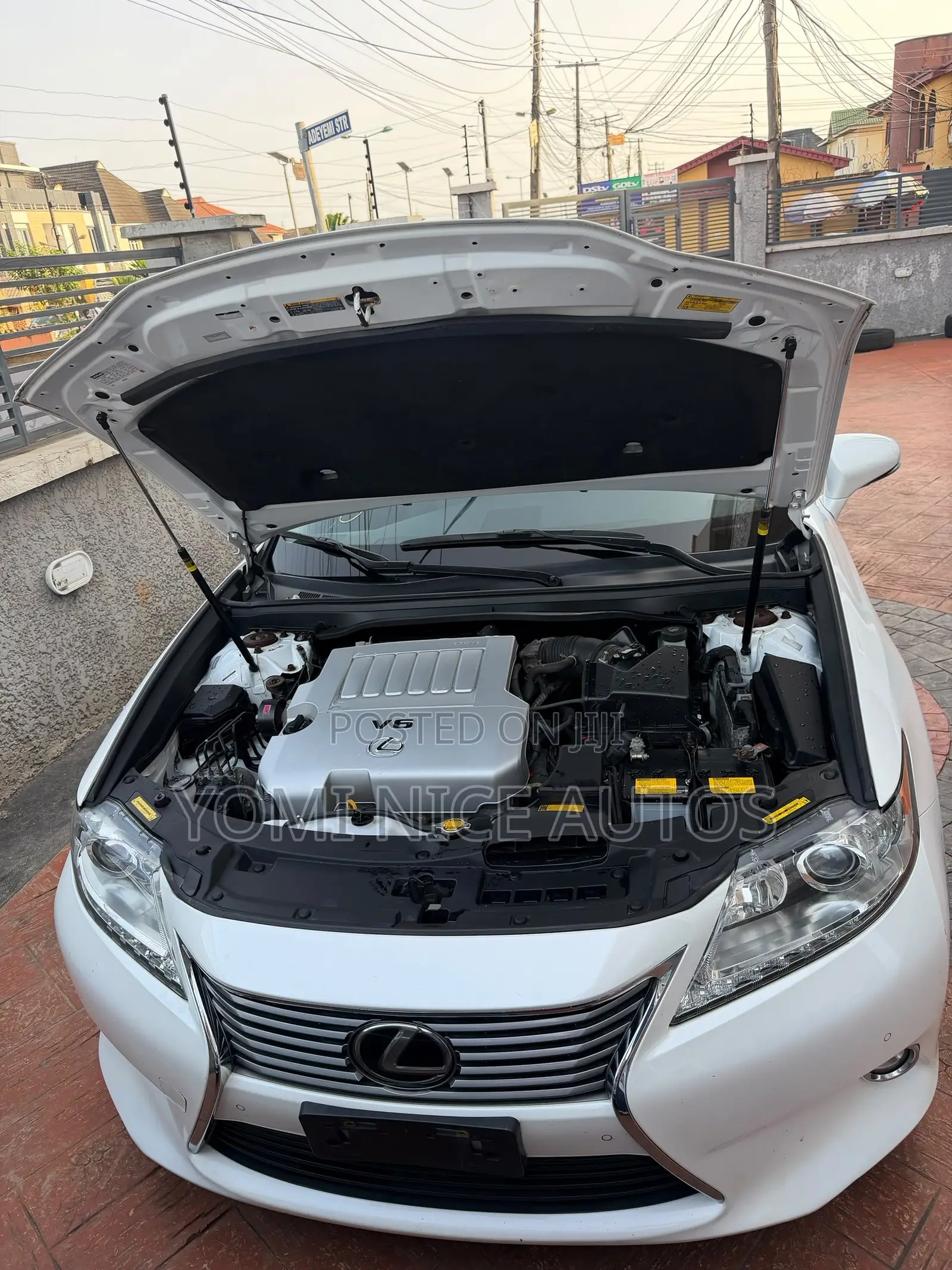 Lexus ES 2015 White