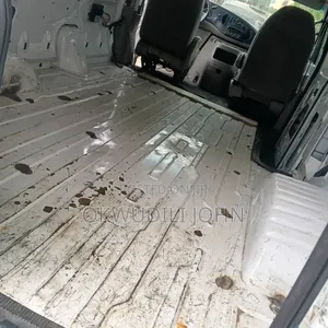 Ford E550 2007 Blue