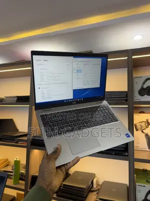 Laptop Dell Latitude 5520 16GB Intel Core i7 SSD 512GB