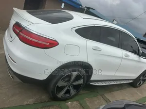 Mercedes-Benz GLC-Class 2019 White