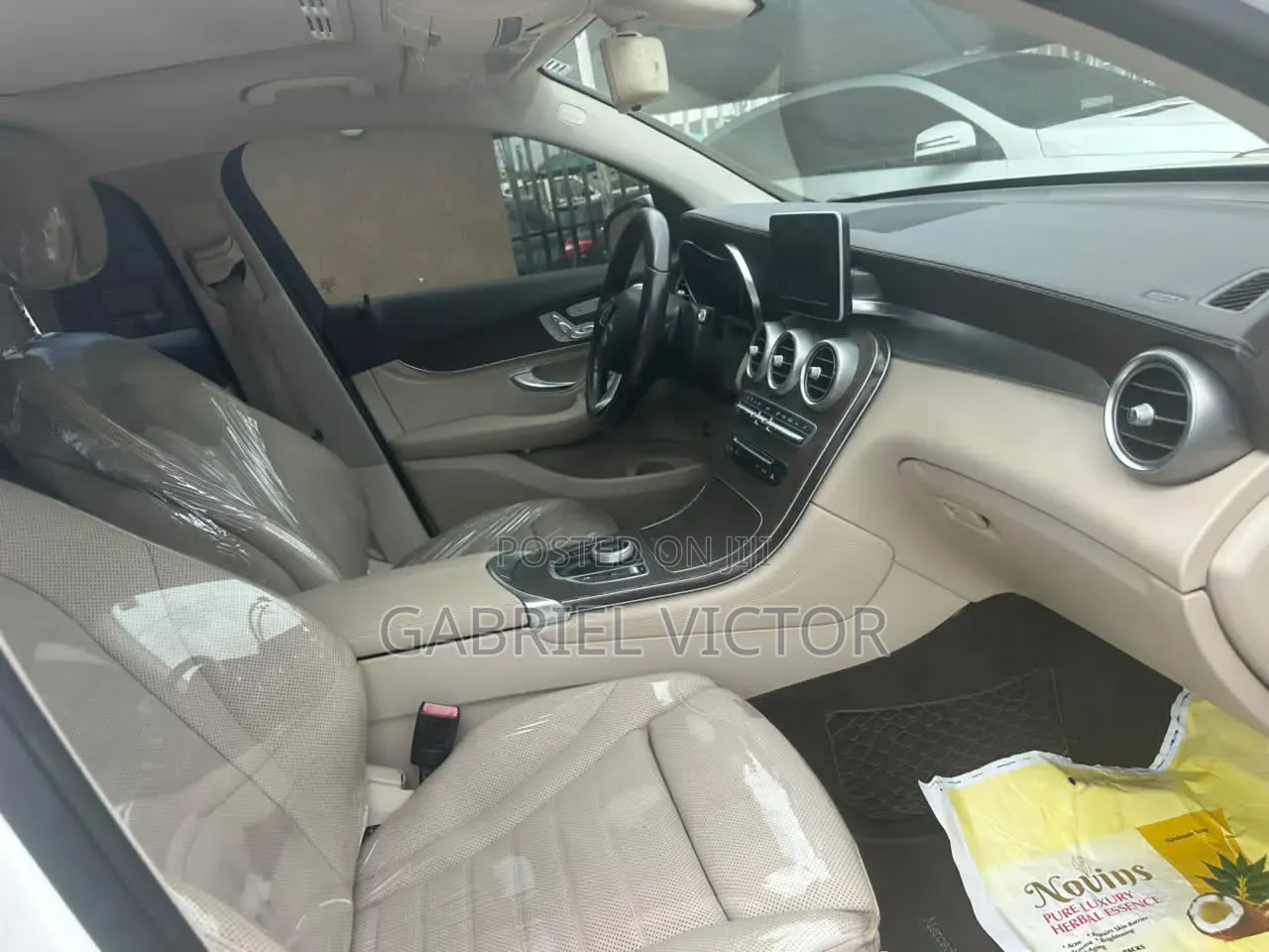 Mercedes-Benz GLC-Class 2019 White