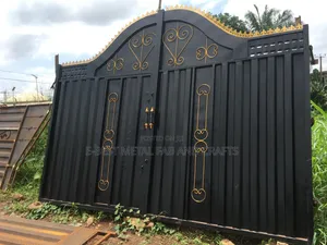Buy and Install Ready-Made and Unique Solid Black Gate