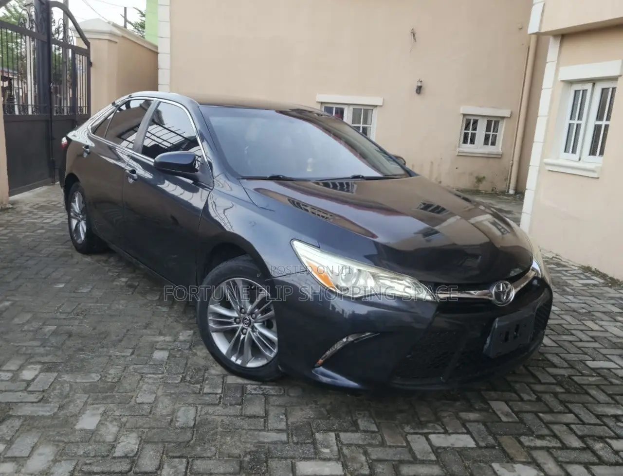 Toyota Camry 2015 Black
