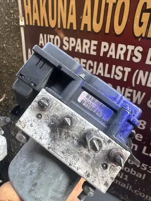Toyota Camry 2007–2008 ABS Pump for Sale