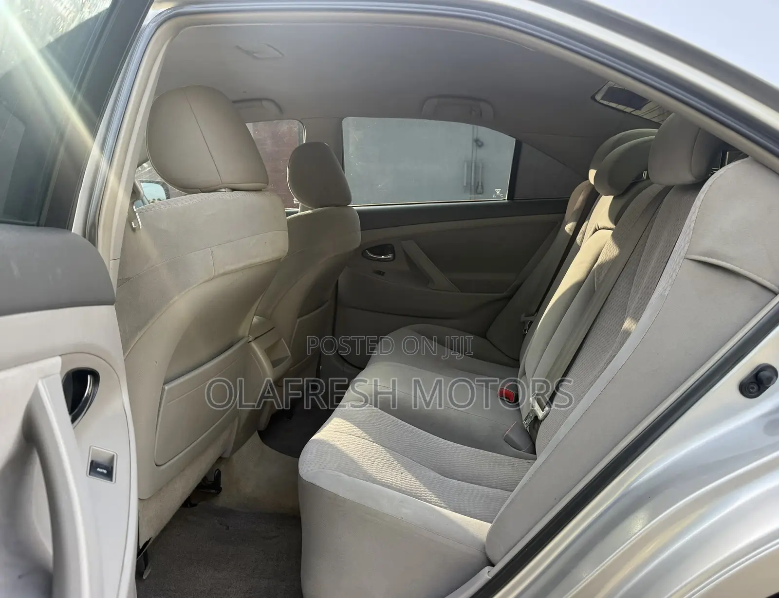 Toyota Camry 2011 Silver
